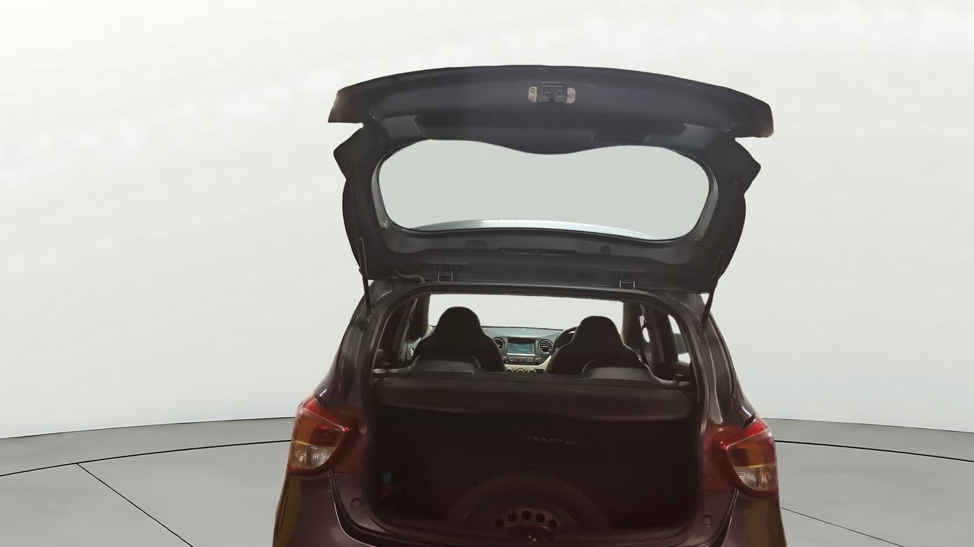 2020 Hyundai Grand i10 SPORTZ 1.2 KAPPA VTVT, CNG, Manual, 49,375 km, Boot Door Open