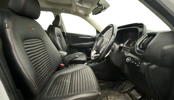 2021 KIA SONET GTX PLUS 1.5 AT, Diesel, Automatic, 99,514 km, Right Side Front Door Cabin