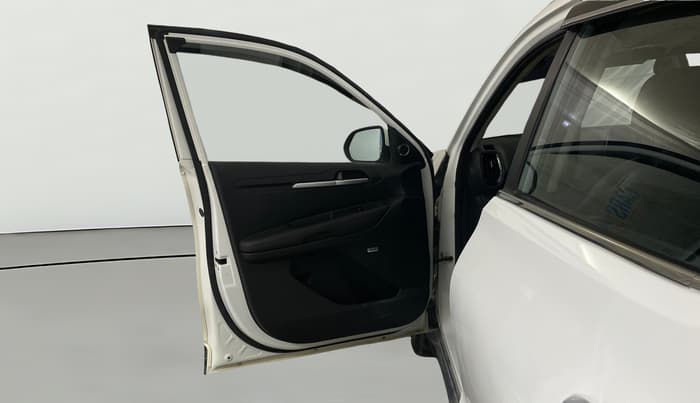 2022 KIA SONET GTX PLUS 1.5 AT, Diesel, Automatic, 84,044 km, LHS Front Door