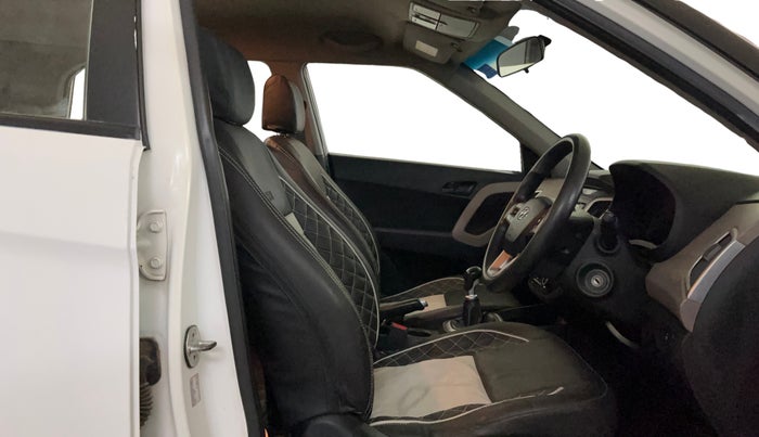 2018 Hyundai Creta E PLUS 1.6 PETROL, Petrol, Manual, 60,896 km, Right Side Front Door Cabin