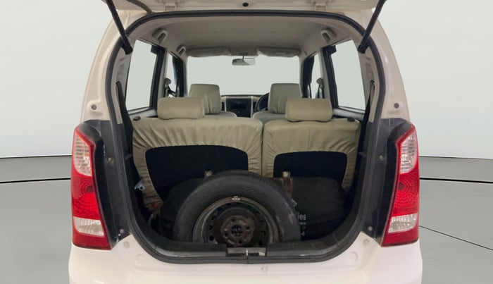 2016 Maruti Wagon R 1.0 LXI, CNG, Manual, 30,207 km, Boot Open Zoomed View