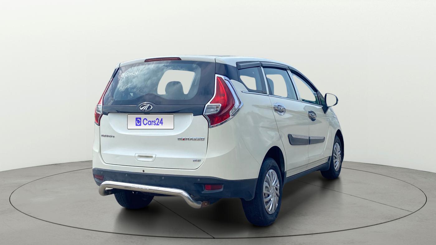2020 Mahindra MARAZZO M2 8 Str AMT, Diesel, Automatic, 55,435 km, Right Back Diagonal