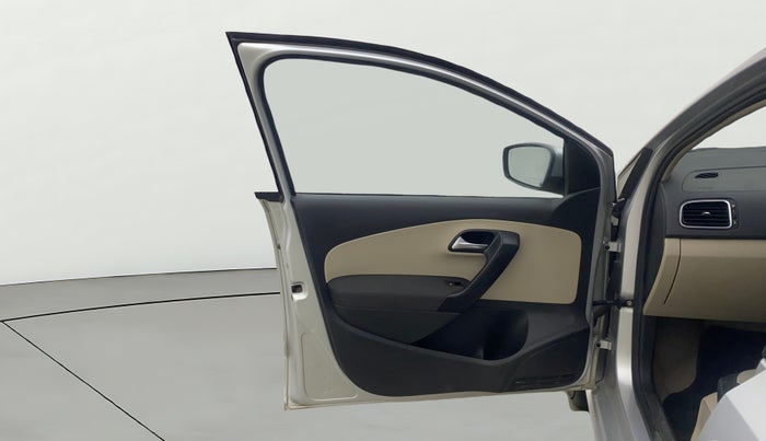 2013 Volkswagen Polo HIGHLINE1.2L, Petrol, Manual, 88,779 km, LHS Front Door