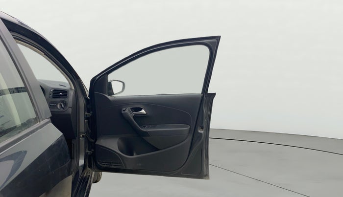 2018 Volkswagen Polo COMFORTLINE 1.0L MPI, Petrol, Manual, 28,870 km, RHS Front Door