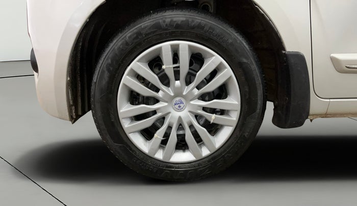2023 Maruti New Wagon-R VXI CNG 1.0, CNG, Manual, 48,555 km, Left Front Wheel