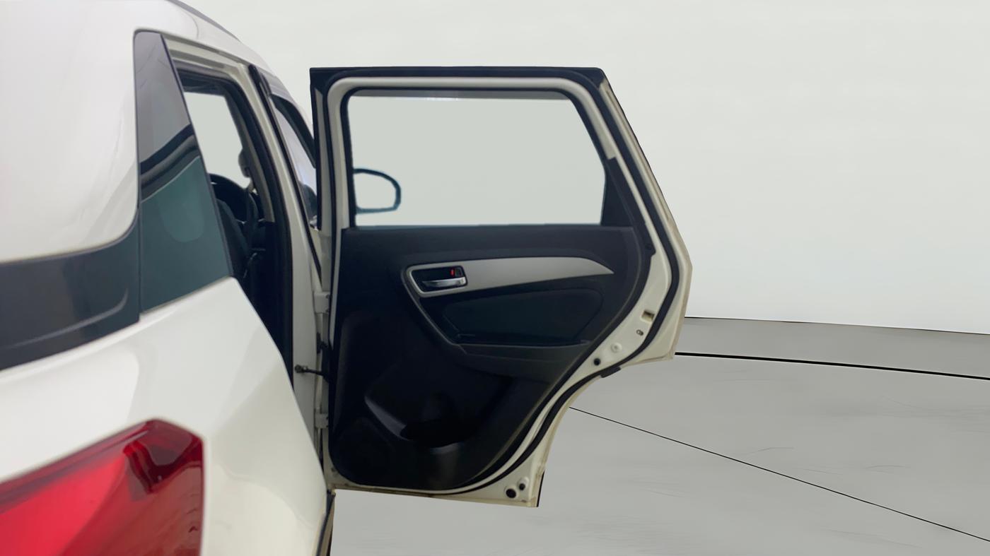 2020 Maruti Vitara Brezza ZXI PLUS, CNG, Manual, 82,423 km, RHS Rear Door