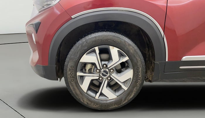 2022 KIA SONET HTX 1.5, Diesel, Manual, 73,207 km, Left Front Wheel