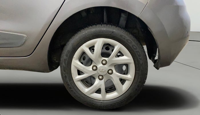 2019 Hyundai Grand i10 SPORTZ 1.2 KAPPA VTVT, Petrol, Manual, 27,711 km, Left Rear Wheel