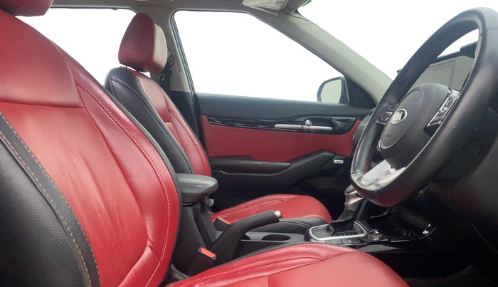 2020 KIA SELTOS GTX PLUS AT 1.5 DIESEL, Diesel, Automatic, 66,607 km, Right Side Front Door Cabin