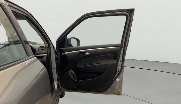 2014 Maruti Swift VXI, Petrol, Manual, 28,038 km, RHS Front Door