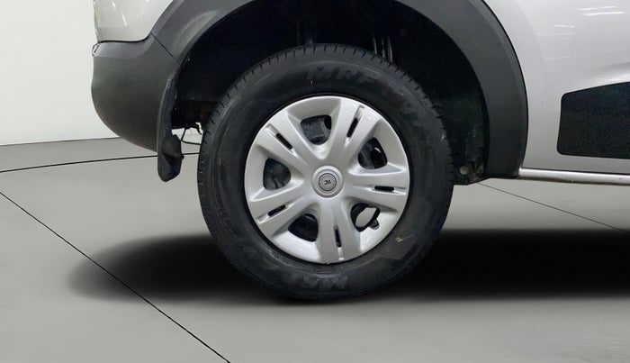 2021 Renault TRIBER RXL MT, Petrol, Manual, 30,171 km, Right Rear Wheel