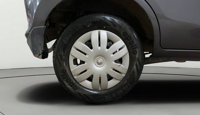 2016 Maruti Alto 800 LXI, Petrol, Manual, 65,194 km, Right Rear Wheel