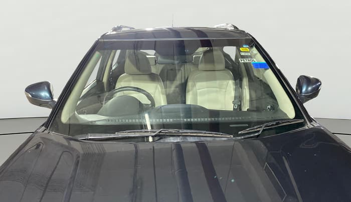 2021 Mahindra XUV300 W8 (O) 1.2 PETROL, Petrol, Manual, 93,983 km, Front Windshield