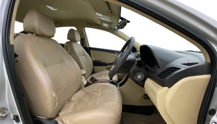 2016 Hyundai Verna 1.6 VTVT SX, Petrol, Manual, 94,141 km, Right Side Front Door Cabin