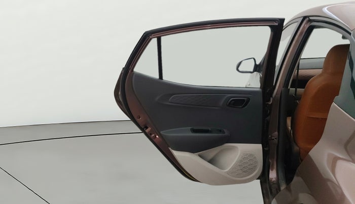 2022 Hyundai AURA S 1.2 CNG, CNG, Manual, 27,951 km, LHS Rear Door