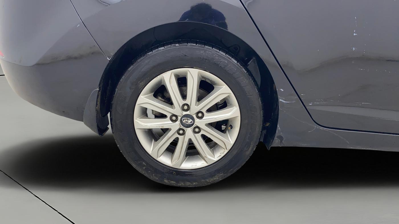 2016 Hyundai New Elantra 1.8 SX AT VTVT, Petrol, Automatic, 69,272 km, Right Rear Wheel