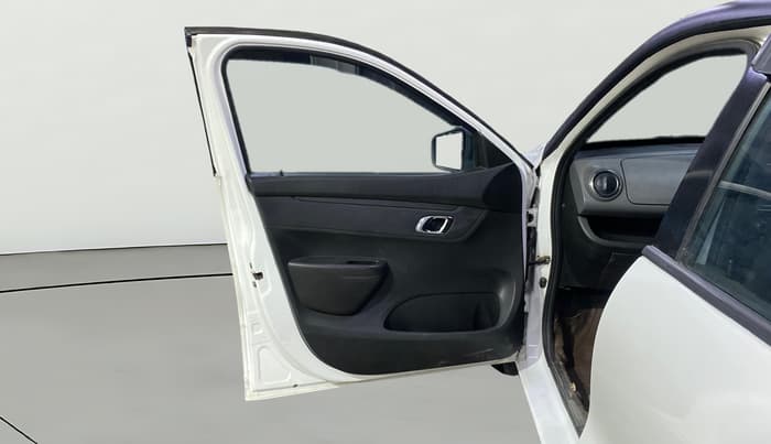 2019 Renault Kwid RXT 1.0 (O), Petrol, Manual, 82,637 km, LHS Front Door