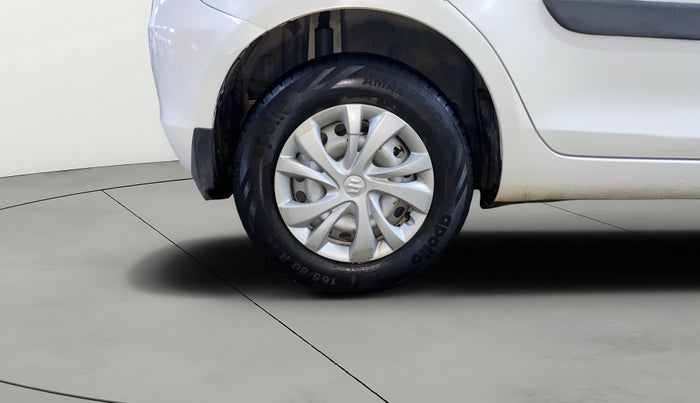 2017 Maruti Swift LXI (O), Petrol, Manual, 66,537 km, Right Rear Wheel