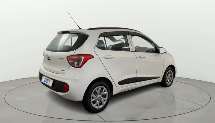 2017 Hyundai Grand i10 SPORTZ (O) 1.2 KAPPA VTVT, Petrol, Manual, 50,093 km, Right Back Diagonal