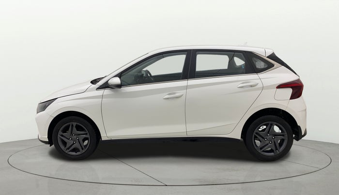 2022 Hyundai NEW I20 SPORTZ 1.2 MT, Petrol, Manual, 38,134 km, Left Side