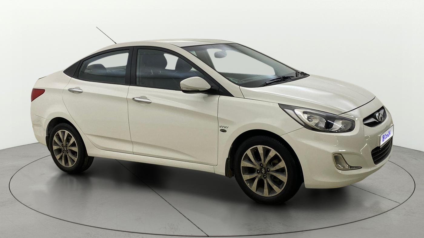 2014 Hyundai Verna FLUIDIC 1.6 VTVT SX, Petrol, Manual, 22,832 km, Right Front Diagonal