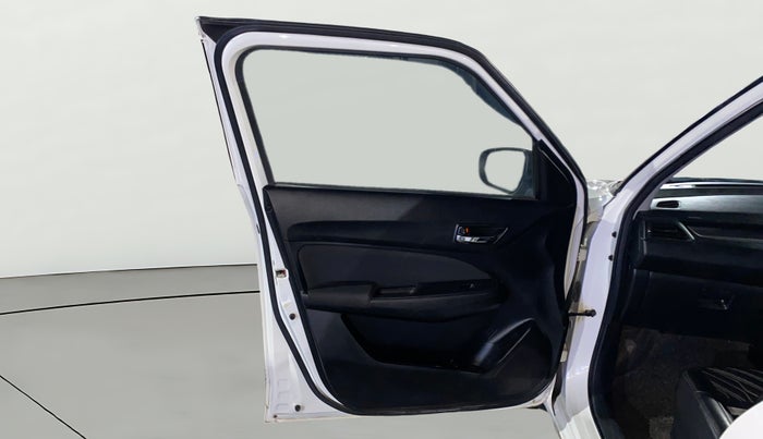 2020 Maruti Swift VXI, Petrol, Manual, 1,08,286 km, LHS Front Door