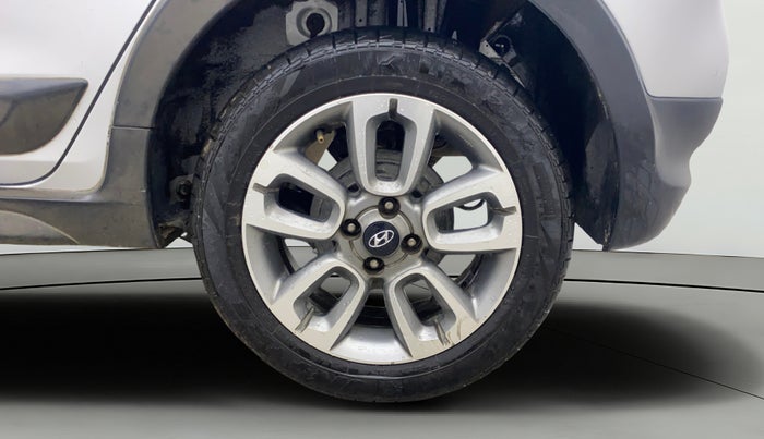 2016 Hyundai i20 Active 1.2 SX, Petrol, Manual, 66,383 km, Left Rear Wheel