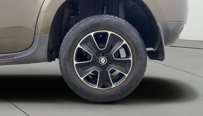 2019 Renault Duster 85 PS RXS MT DIESEL, Diesel, Manual, 45,163 km, Left Rear Wheel