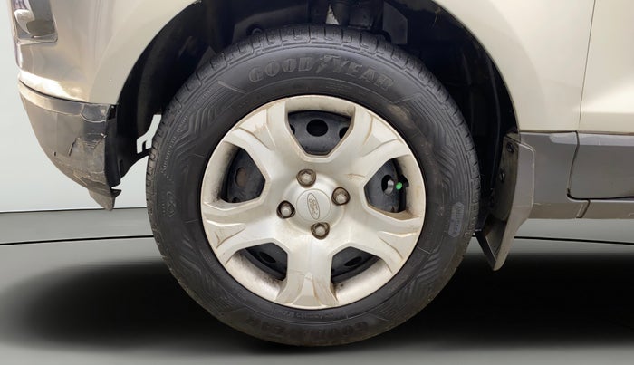 2014 Ford Ecosport TREND 1.5L PETROL, Petrol, Manual, 1,04,412 km, Left Front Wheel