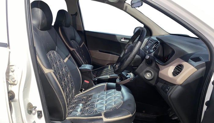 2016 Hyundai Grand i10 SPORTZ 1.2 KAPPA VTVT, Petrol, Manual, 90,804 km, Right Side Front Door Cabin