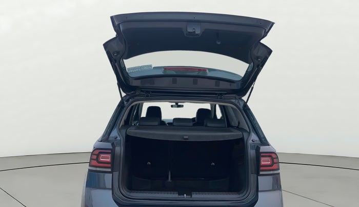 2021 Volkswagen TAIGUN TOPLINE 1.0 TSI MT, Petrol, Manual, 51,580 km, Boot Door Open