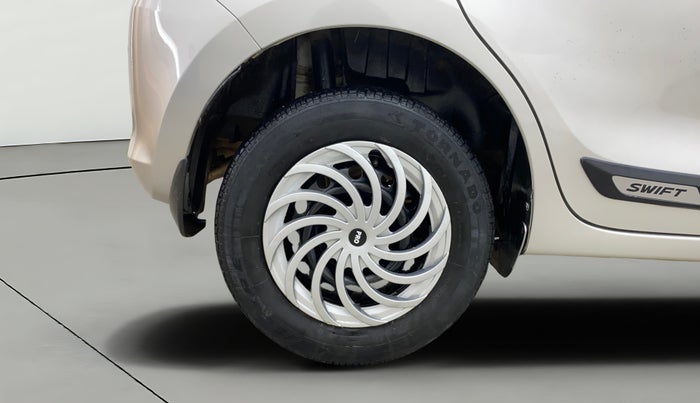 2020 Maruti Swift VXI, Petrol, Manual, 80,344 km, Right Rear Wheel