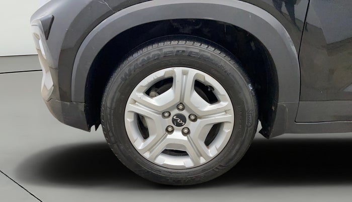 2022 KIA SONET HTK PLUS 1.0 IMT, Petrol, Manual, 57,369 km, Left Front Wheel