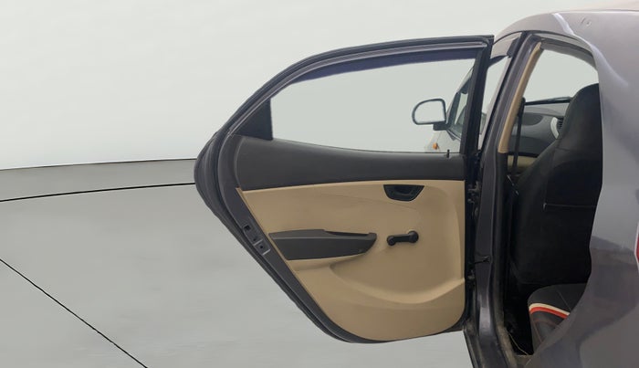 2016 Hyundai Eon ERA +, Petrol, Manual, 69,592 km, LHS Rear Door