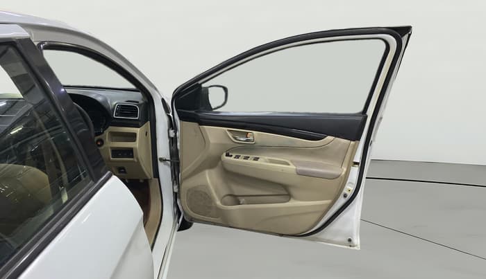 2015 Maruti Ciaz ZXI AT, Petrol, Automatic, 76,067 km, RHS Front Door