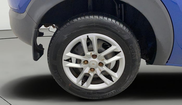 2021 Renault TRIBER RXT, Petrol, Manual, 28,491 km, Right Rear Wheel