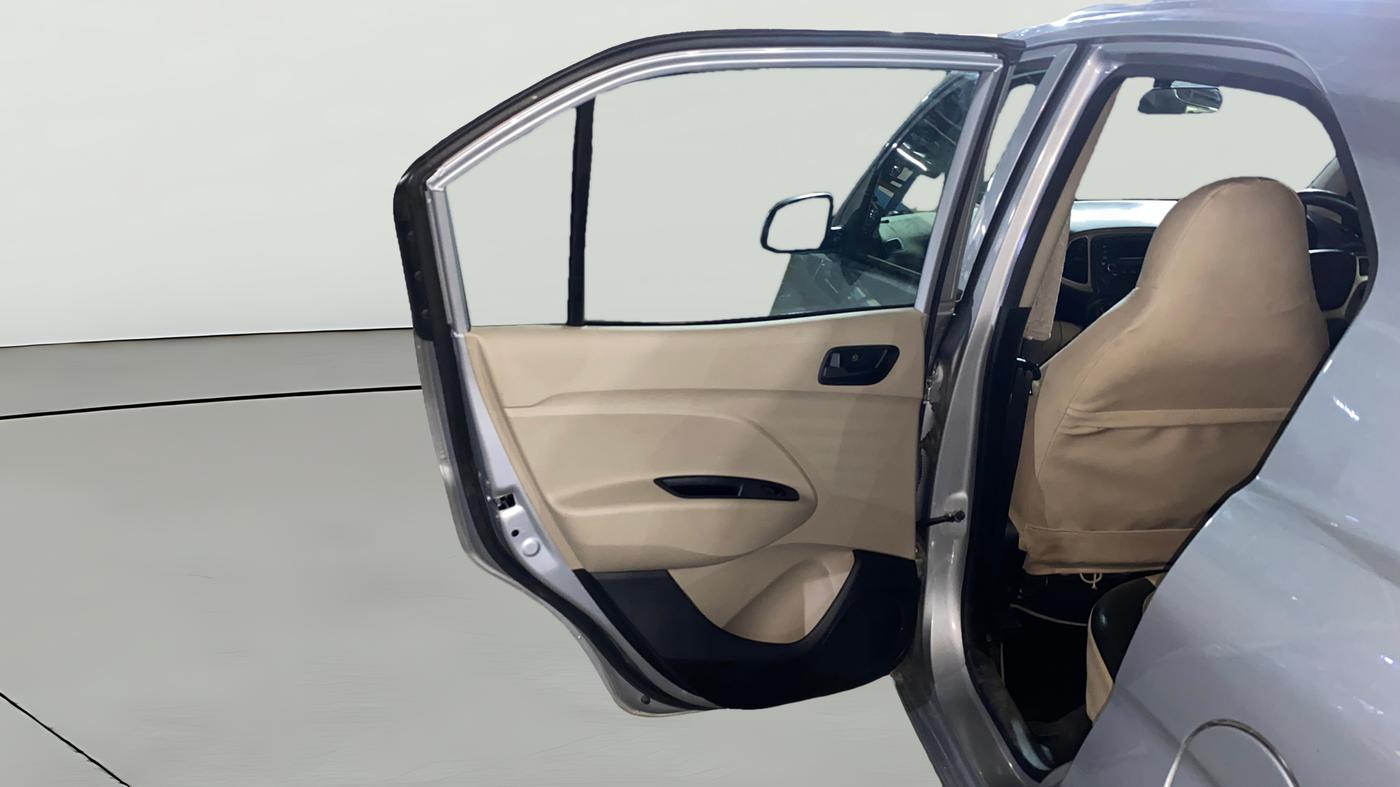 2020 Hyundai NEW SANTRO MAGNA, Petrol, Manual, 23,174 km, LHS Rear Door