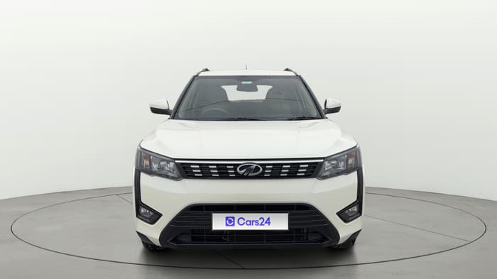 2021 Mahindra XUV300 W6 1.2 PETROL, Petrol, Manual, 22,530 km, Front