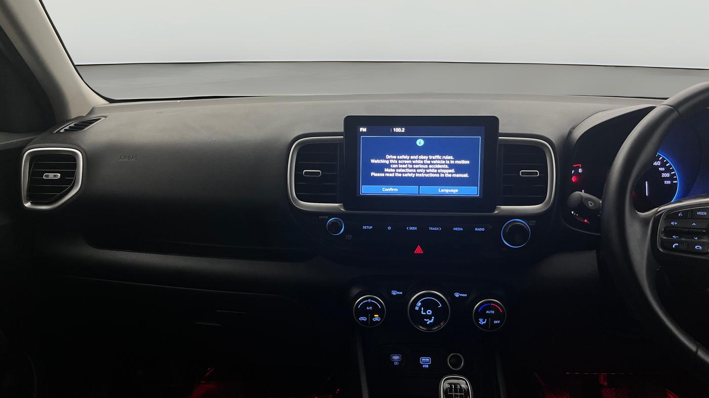2020 Hyundai VENUE SX 1.0 TURBO, Petrol, Manual, 34,778 km, Air Conditioner