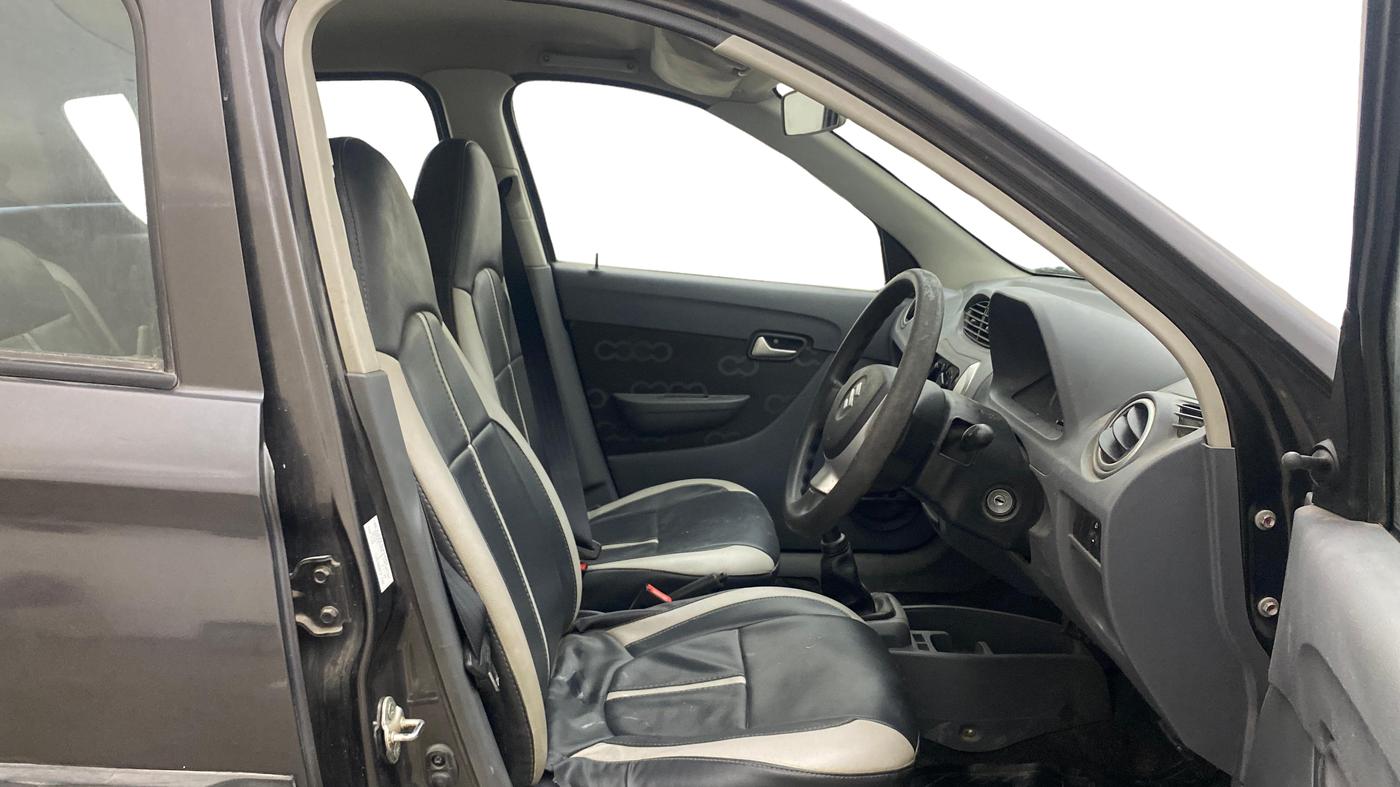 2014 Maruti Alto 800 LXI, Petrol, Manual, 72,570 km, Right Side Front Door Cabin