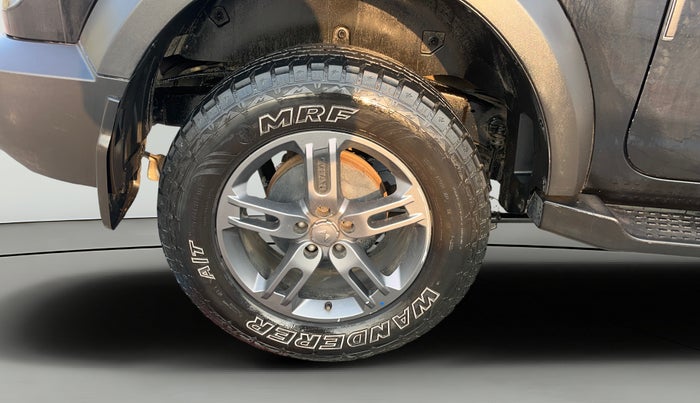 2023 Mahindra Thar LX D 4WD MT CONVERTIBLE, Diesel, Manual, 73,108 km, Right Rear Wheel