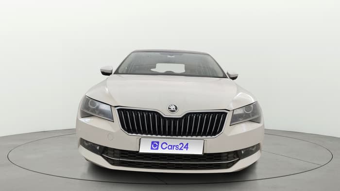 2018 Skoda Superb L&K 1.8 TSI AT, Petrol, Automatic, 85,948 km, Front