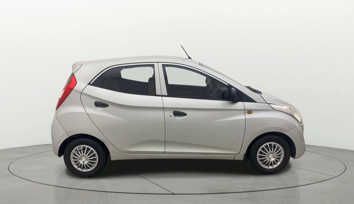 2016 Hyundai Eon MAGNA +, Petrol, Manual, 57,414 km, Right Side View