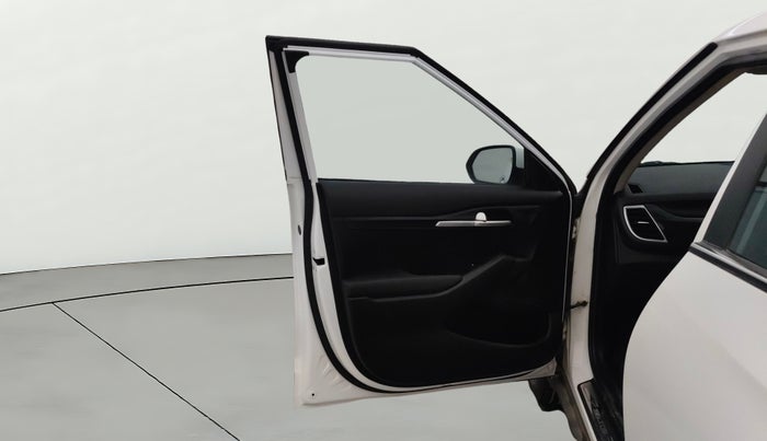 2020 KIA SELTOS HTK PLUS 1.5, Petrol, Manual, 41,250 km, LHS Front Door