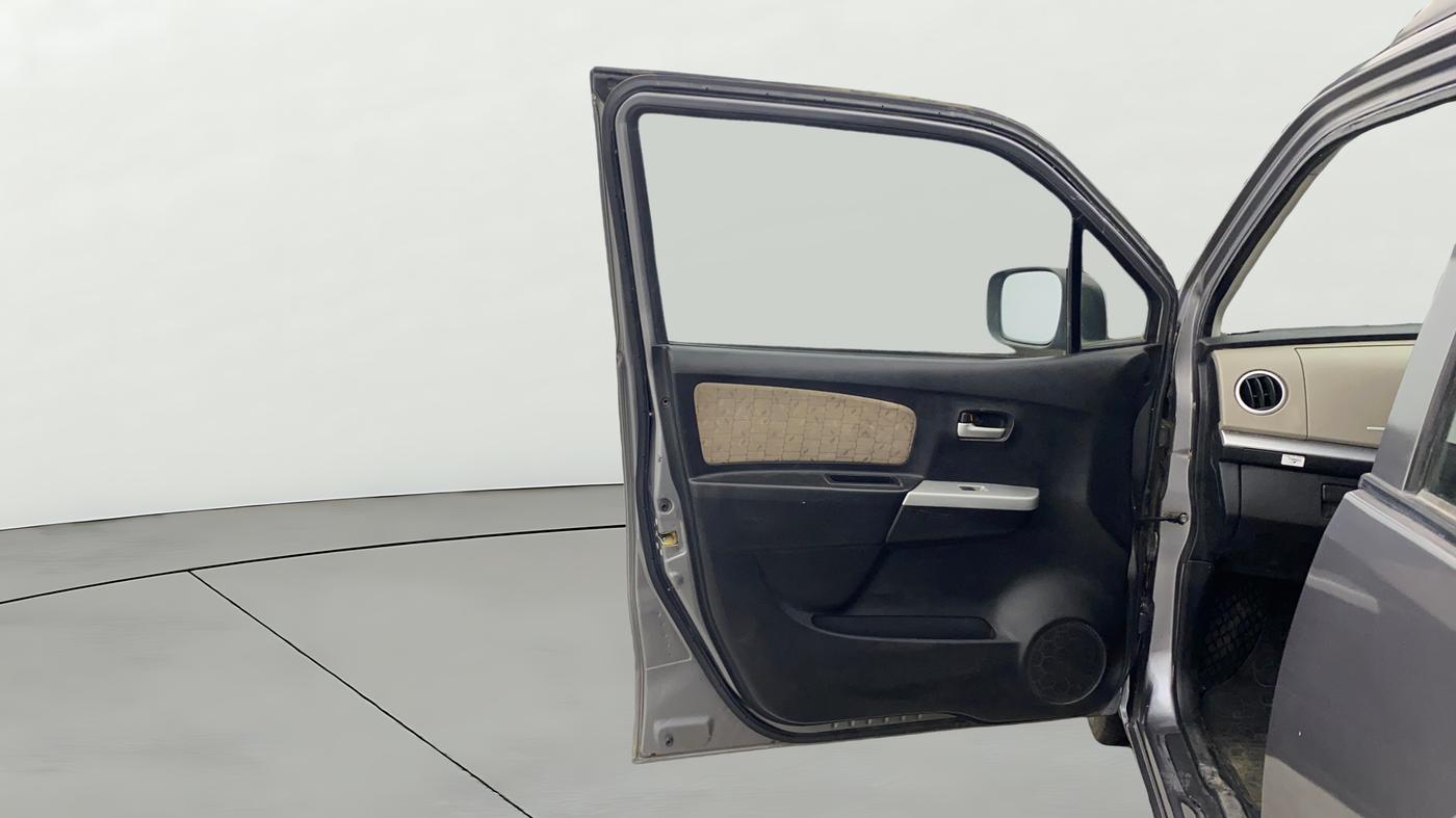 2013 Maruti Wagon R 1.0 VXI, Petrol, Manual, 38,690 km, LHS Front Door