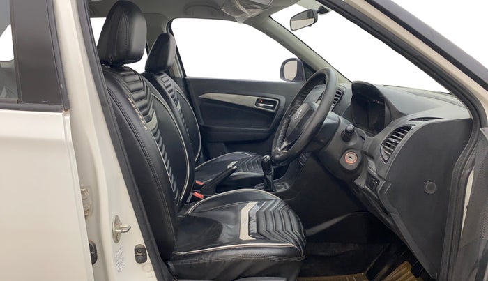 2019 Maruti Vitara Brezza ZDI, Diesel, Manual, 82,812 km, Right Side Front Door Cabin