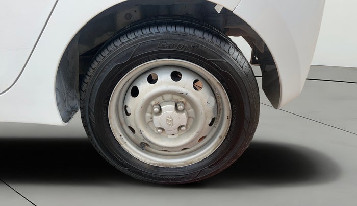 2018 Hyundai Eon ERA +, Petrol, Manual, 67,262 km, Left Rear Wheel