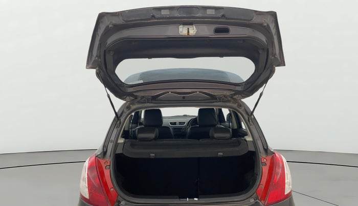 2017 Maruti Swift VXI O, Petrol, Manual, 69,453 km, Boot Door Open