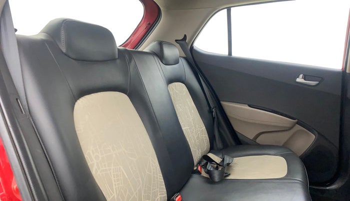 2017 Hyundai Grand i10 SPORTZ 1.2 KAPPA VTVT, Petrol, Manual, 59,923 km, Right Side Rear Door Cabin