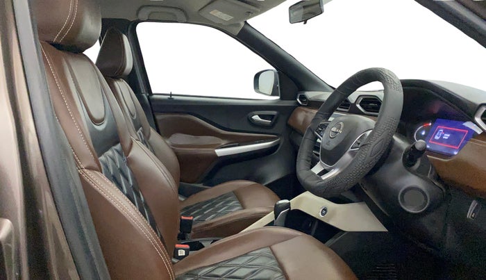 2021 Nissan MAGNITE XV TURBO CVT, Petrol, Automatic, 76,368 km, Right Side Front Door Cabin